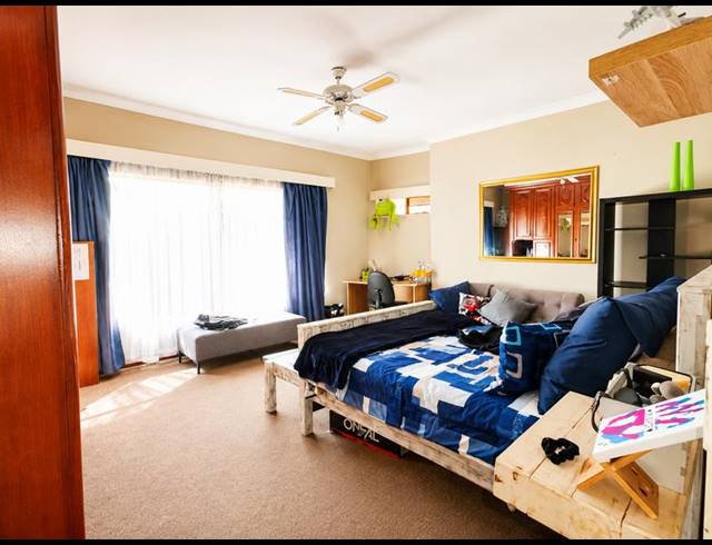 4 BEDROOM PROPERTY TO RENT IN CASSELDALE